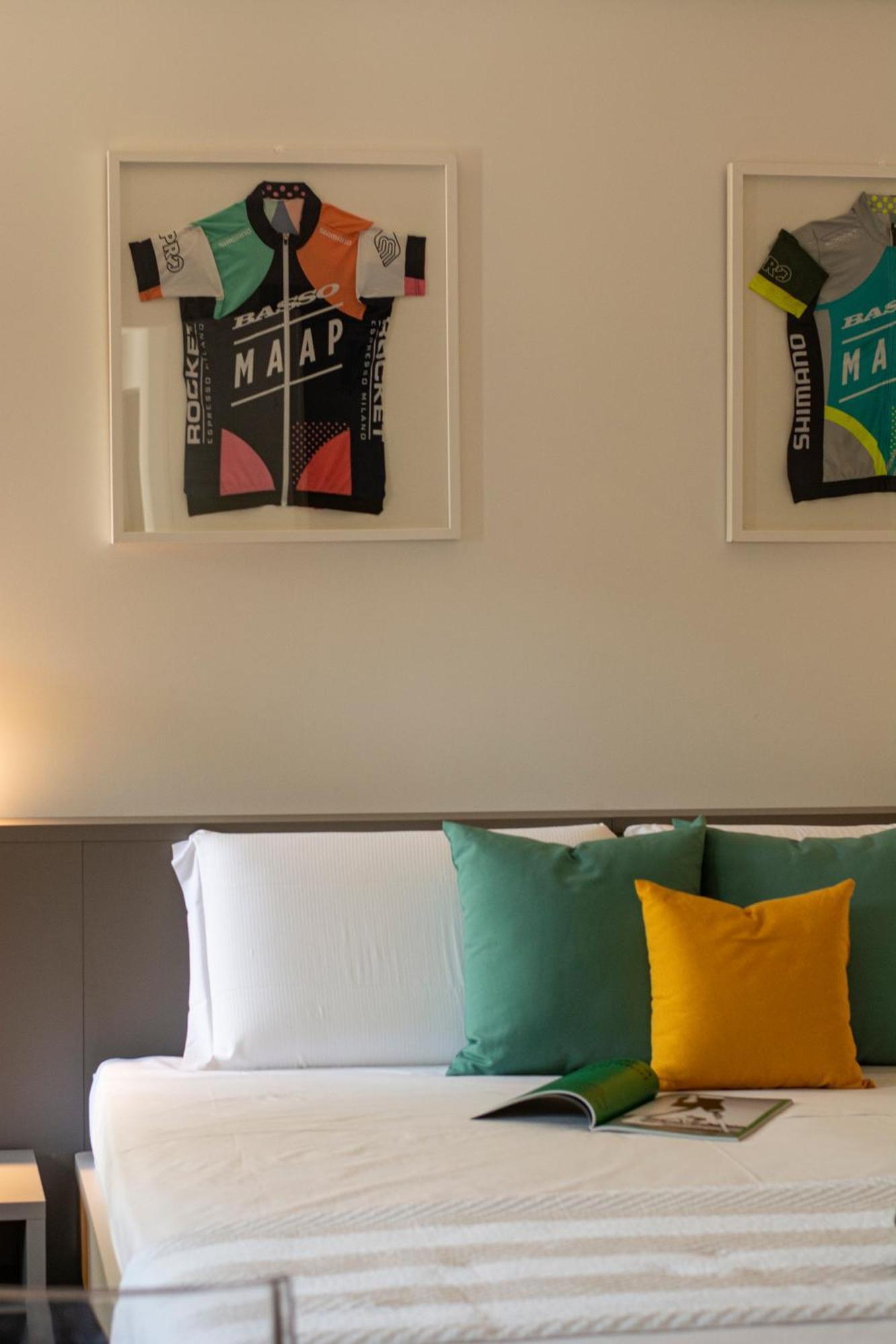 바사노델그라파 Bassano Club House B&B 외부 사진